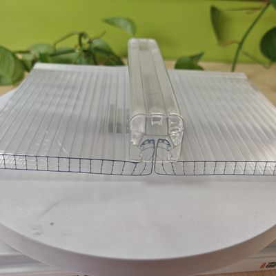 Four-Layer U-Lock Polycarbonate Sheet for Thermal Insulation Roofing